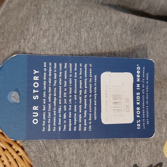 Life is Good Long Sleeve Pooh Scene - Picture 4 of 6